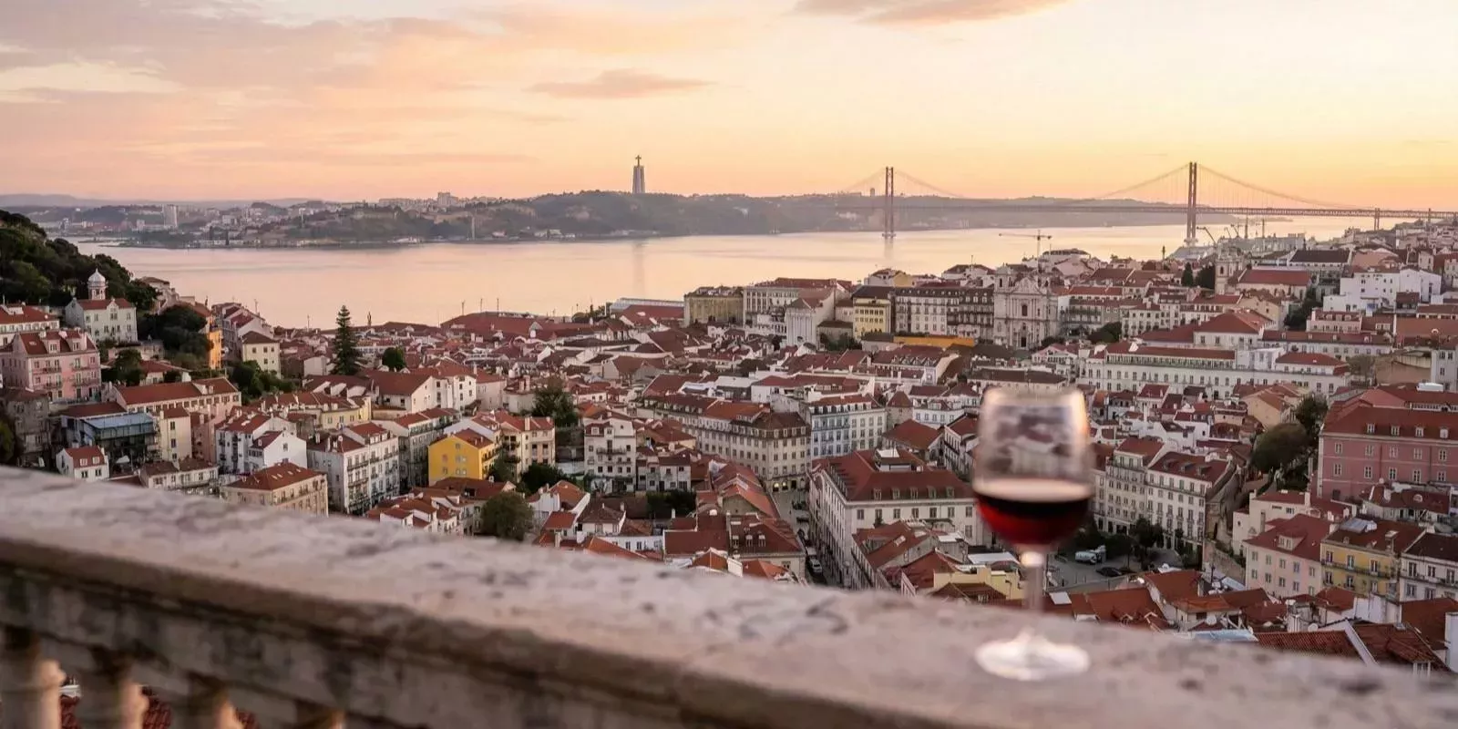 How to Sell Property in Lisbon: Pricing, Documents and Strategy